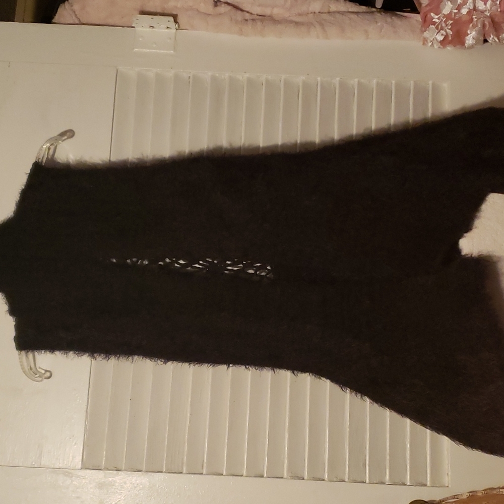 Escio Cardigan Shrug